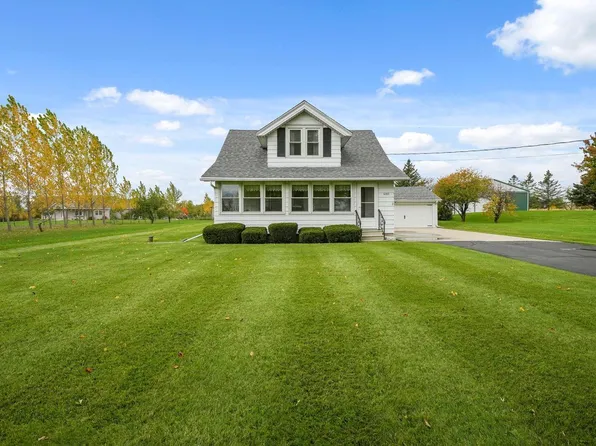 2707 43rd STREET, Caledonia, WI 53108
