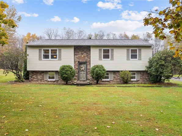 1010 Bonniebrook Rd, Butler, PA 16002