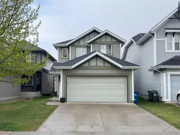 17 E Sunset Hts, Cochrane, AB T4C 0C7