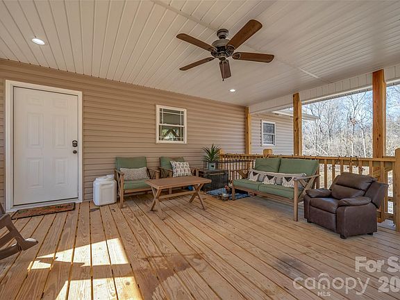 5th image of 180 Nanhart Ct