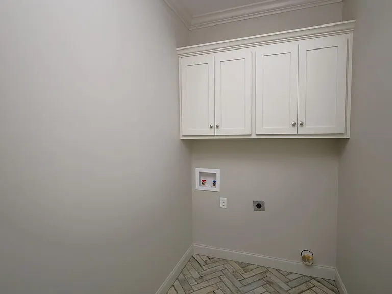4704 Crescent Ct — Photo 9