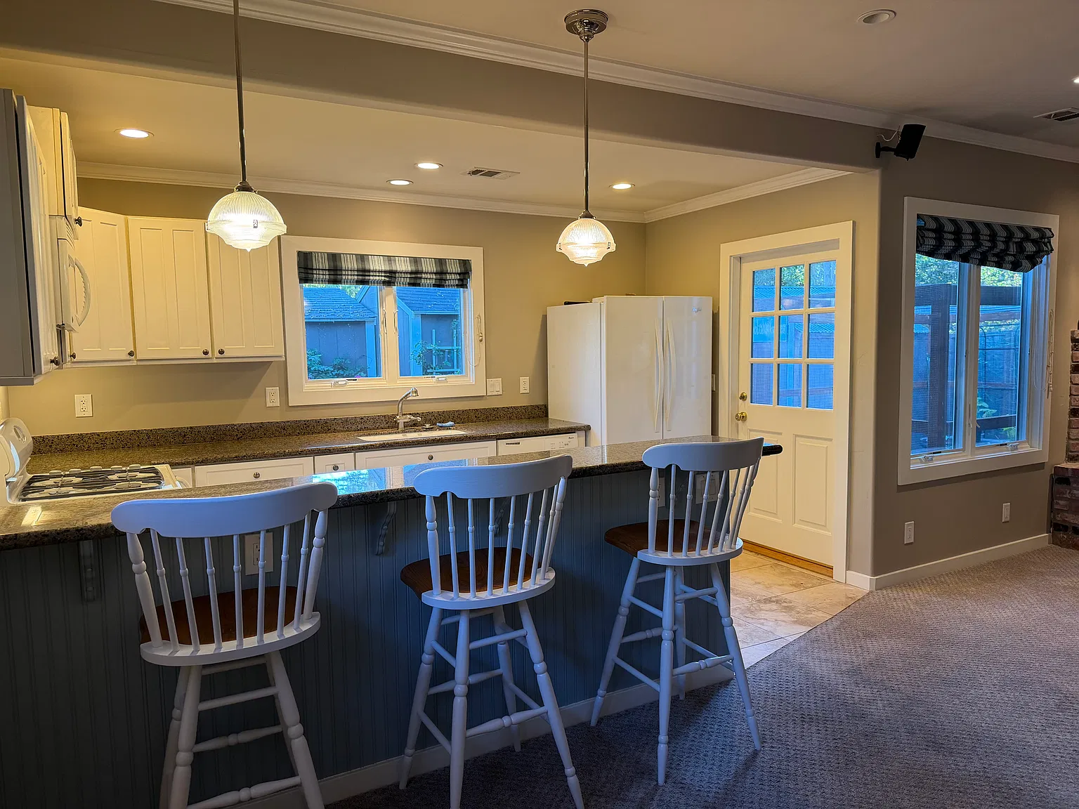 1 bed, 850 sqft, $3,500 — Photo 2
