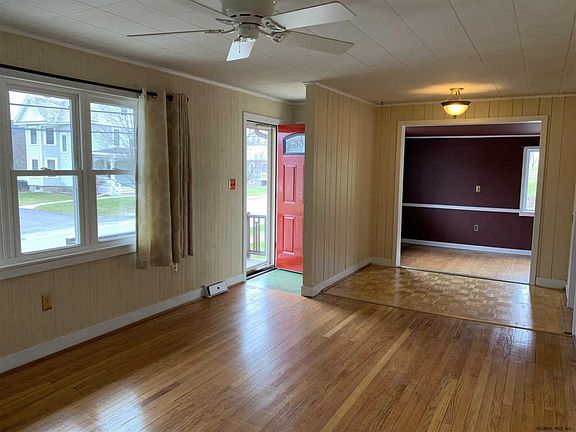 5th image of 41 Saint Clair St