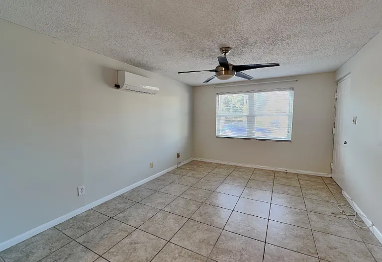 3619 W Cass St #B — Photo 5