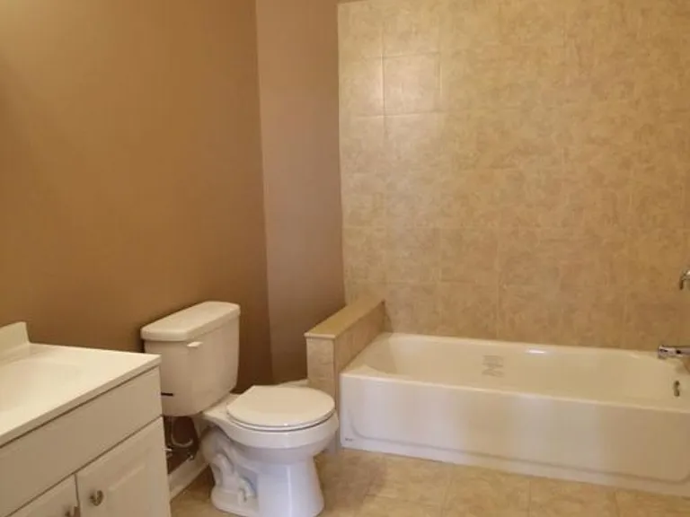 4400 Lancaster Ave #2 — Photo 9