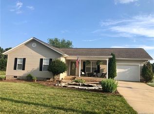 188 Summer Ln, Stony Point, NC 28678