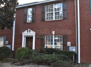 5798 Strathmoor Manor Cir, Lithonia, GA 30058