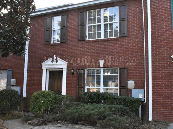 5798 Strathmoor Manor Cir, Lithonia, GA 30058