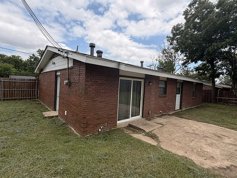2514 Greenway St — Photo 20