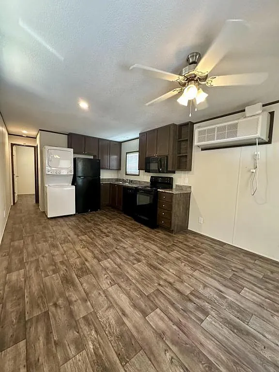 230 Davis Ford Ln — Photo 2