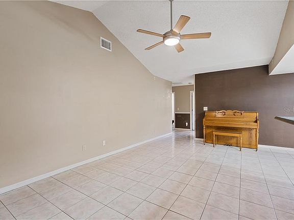 5th image of 3590 Pelican Ct