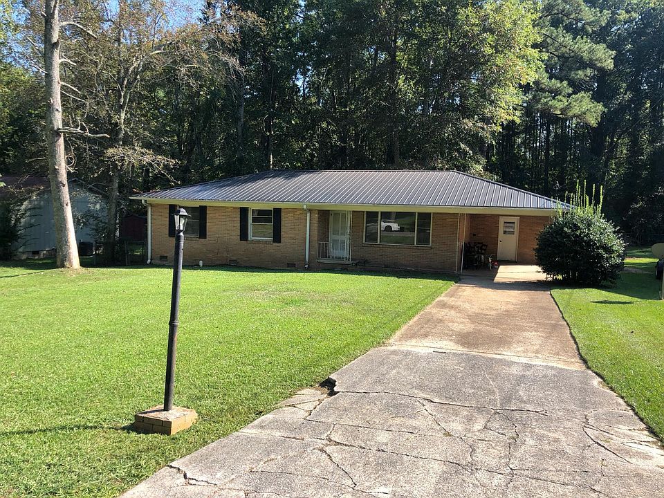 2nd image of 1608 Arrowhead Dr