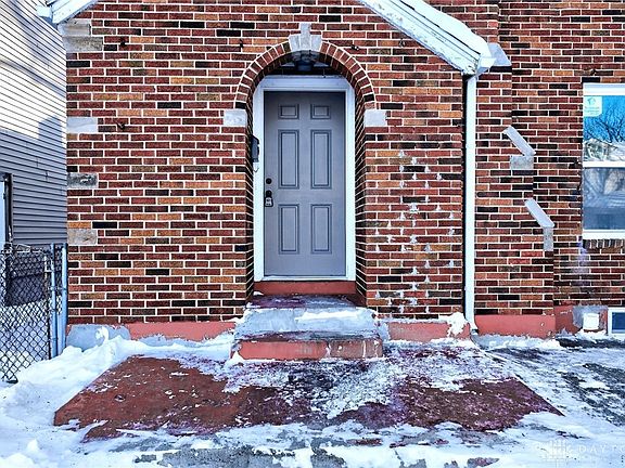 4th image of 50 Gramont Ave