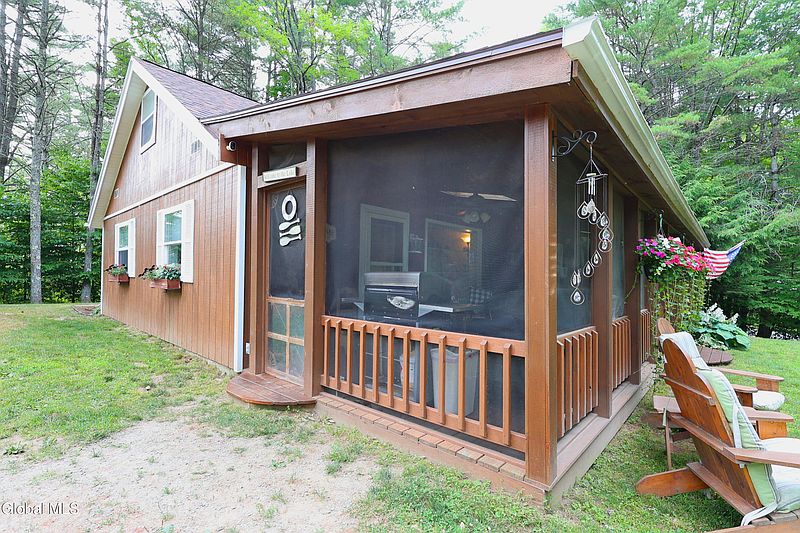 2nd image of 146 Grassville Road