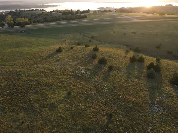 4 W Prairie View Cir, Sylvan Grove, KS 67481