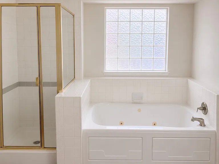 1137 Robin Cir — Photo 10