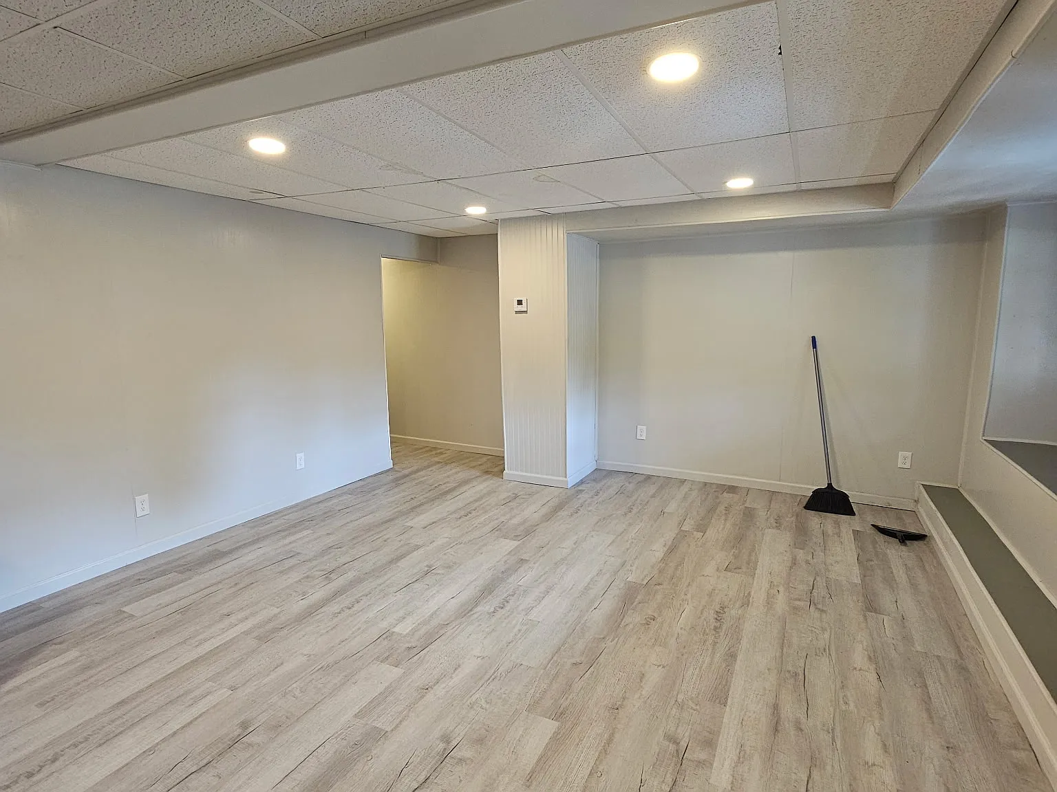 2 bed, $1,100 — Photo 3