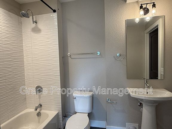 5th image of 1780 N Williams St