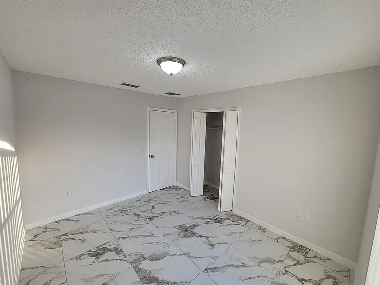1907 Escambia Ln — Photo 27