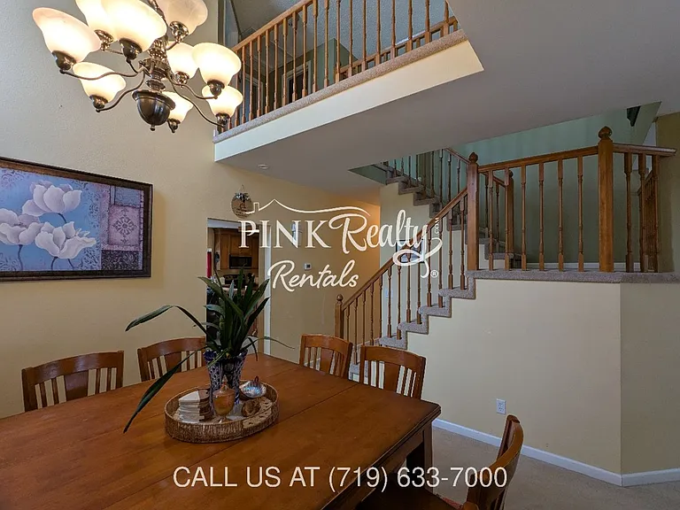 8560 Avens Cir — Photo 42