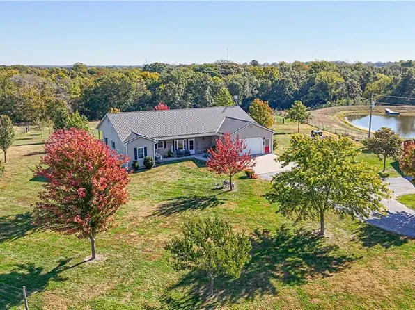 30777 118th Rd, Nelson, MO 65347