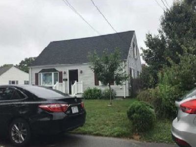 106 Uphill Ave, Warwick, RI, 02886