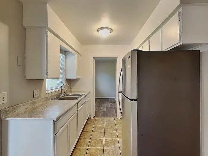 4333 Cynthia St — Photo 10