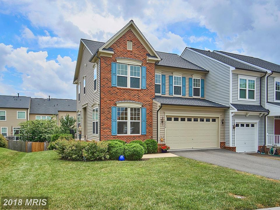 1st image of 9309 Angel Falls St