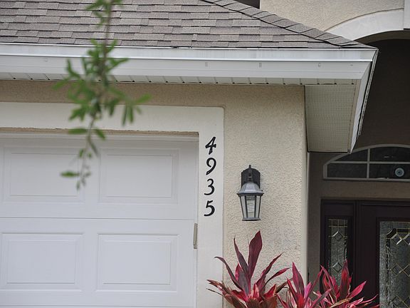 2nd image of 4935 Solimartin Dr