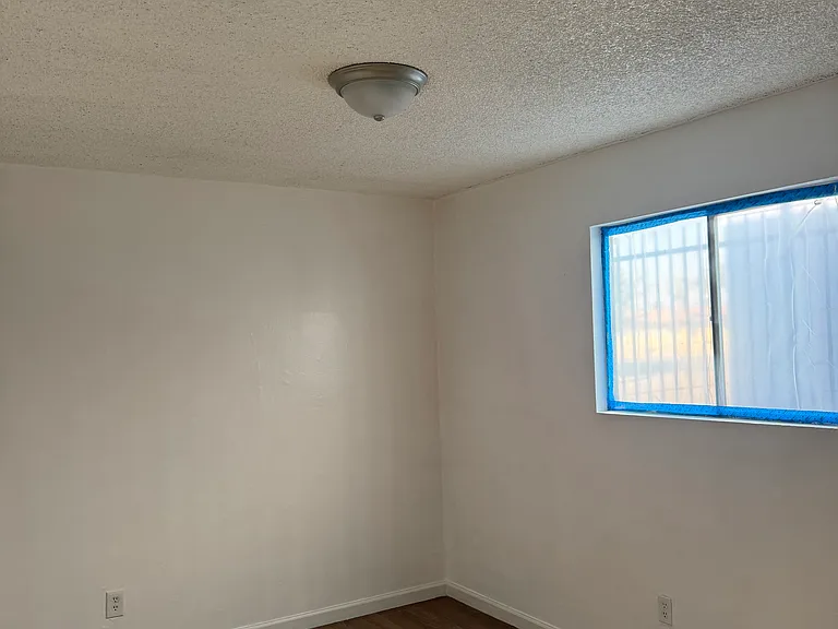 1308 Flower St — Photo 7