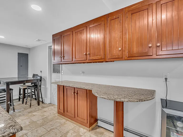 20 Venetian Ct — Photo 13