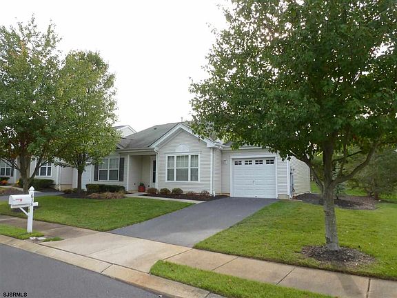 2nd image of 638 Chancery Ln #45