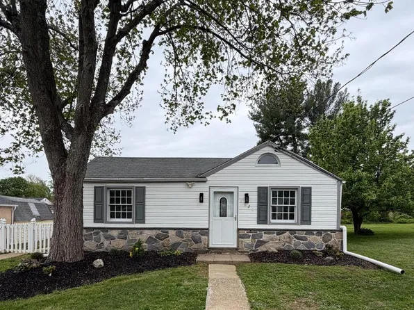 4828 Greenwood St, Brookhaven, PA 19015