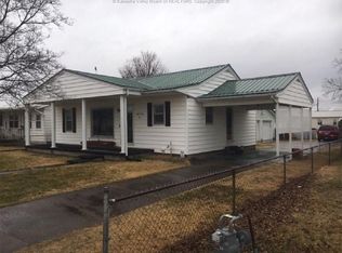 829 30th St, Point Pleasant, WV 25550