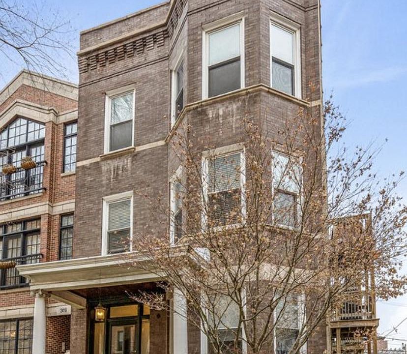 2nd image of 2420 N Southport Ave #3