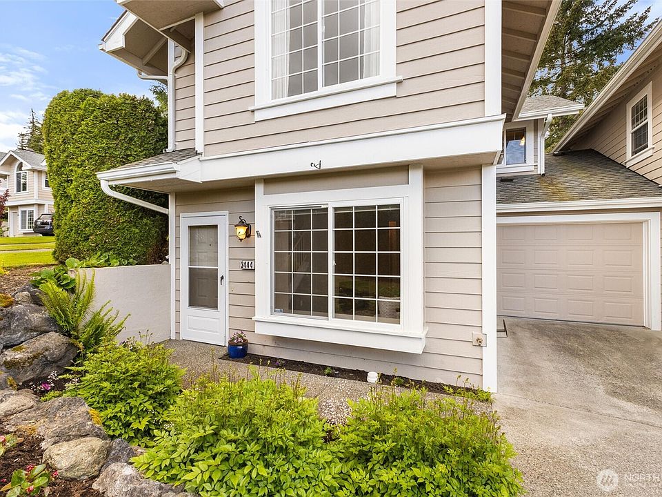 1st image of 3444 Deer Pointe Court N