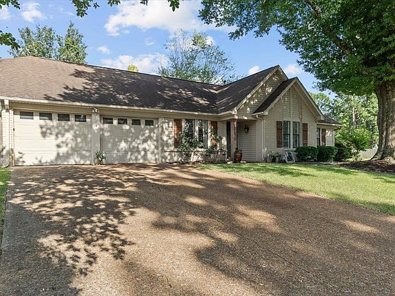 2nd image of 2488 Tarbet Dr