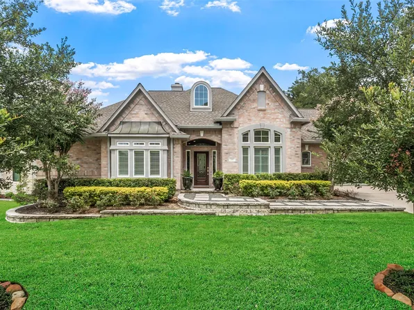 210 Victoria Ct, Montgomery, TX 77356