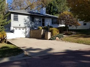 2108 W 20th St, Sioux Falls, SD 57105