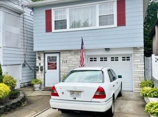 717 2nd St, Secaucus, NJ 07094