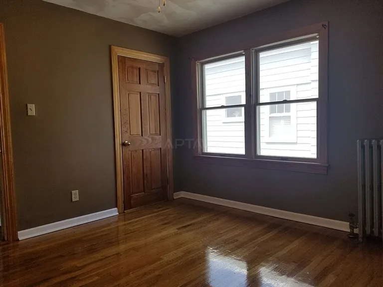 126 Albion St #2 — Photo 6