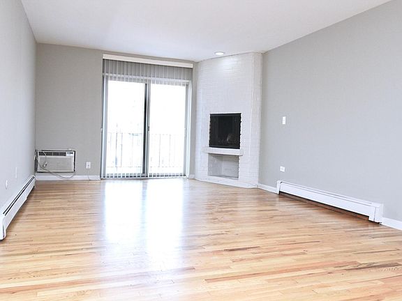 3rd image of 2230 N Orchard St APT 306