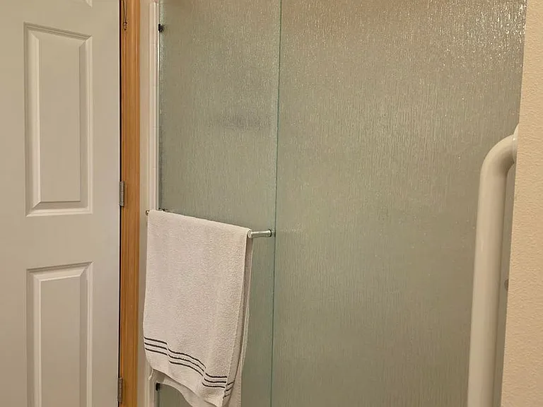 20256 Hillsong Pl NE — Photo 20