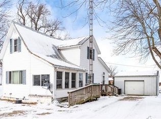 815 E Cherry St, Union City, OH 45390