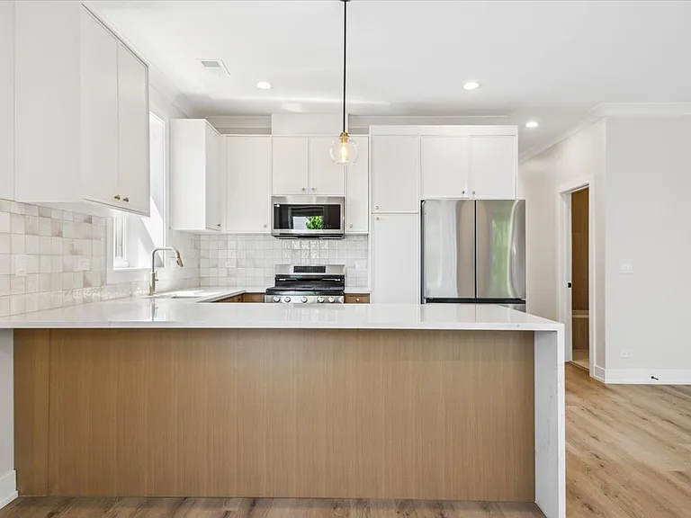 1542 W Rosemont Ave #1 — Photo 12