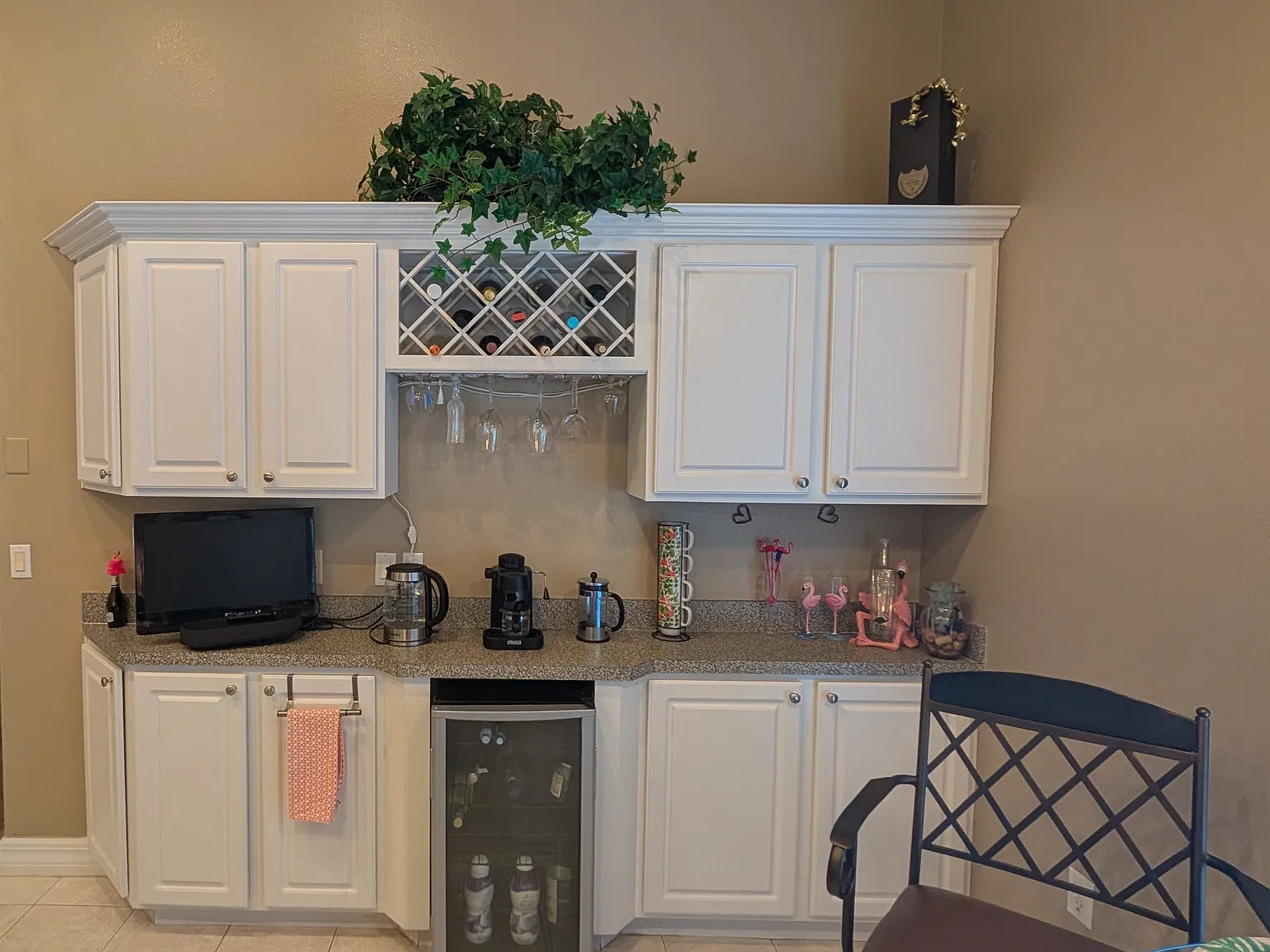 3 bed, 2.5 bath, 2082 sqft, $2,295 — Photo 3