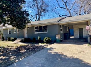 1603 N Leverett Ave, Fayetteville, AR 72703