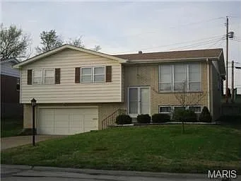 4639 Candace Dr photo 1