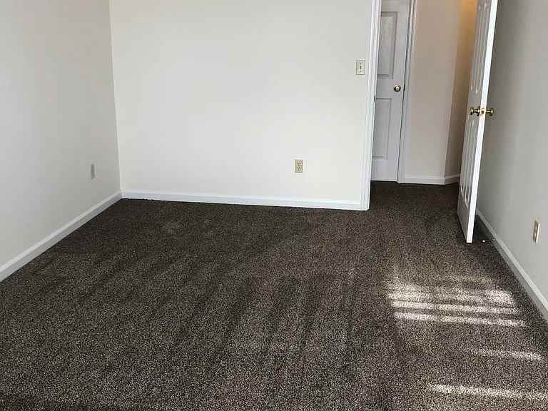17 Bayside Ct — Photo 10