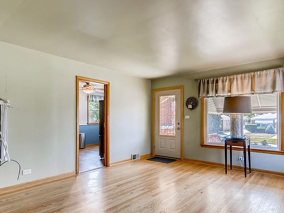 5th image of 3525 Hawthorne St